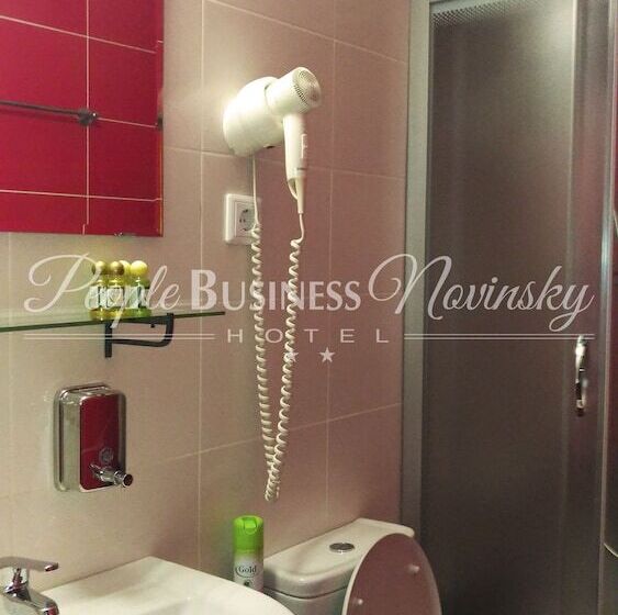 חדר סטנדרט, People Business Novinsky