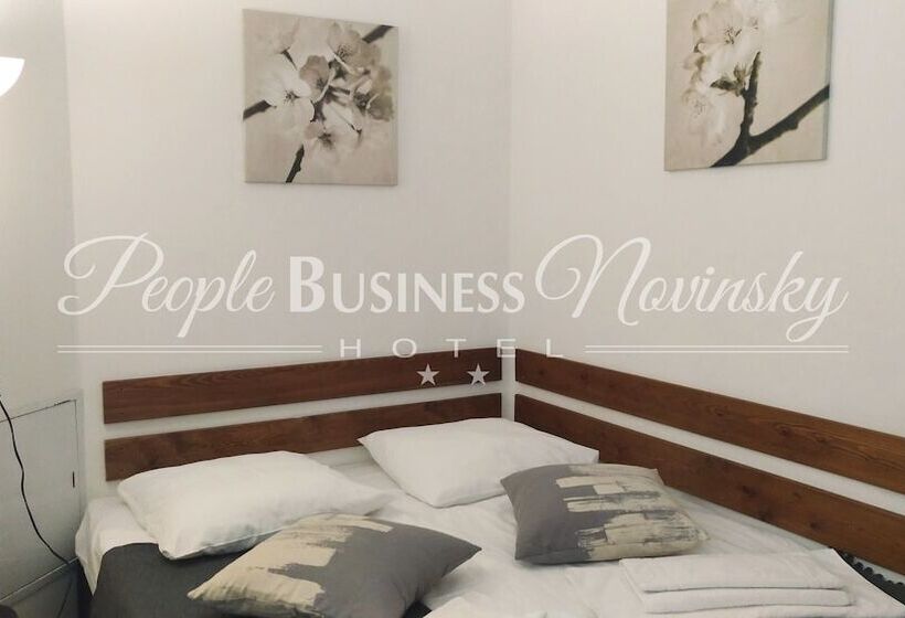 חדר סטנדרט, People Business Novinsky