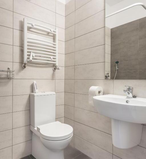 اتاق استاندارد, Babel Hostel, Dworzec Pkp, Rynek