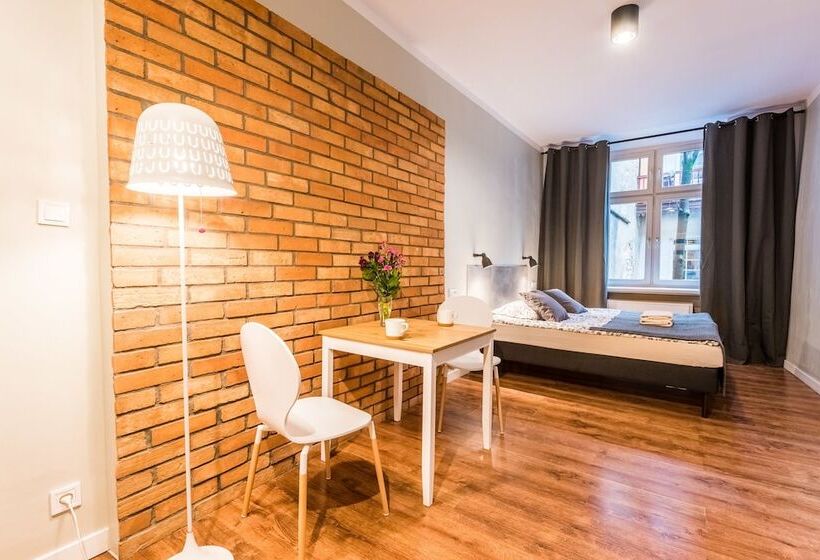Номер Superior, Flamingo Hostel