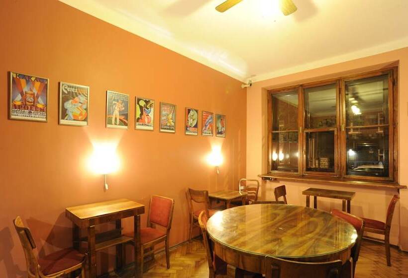 Номер Стандарт, Hostel Deco