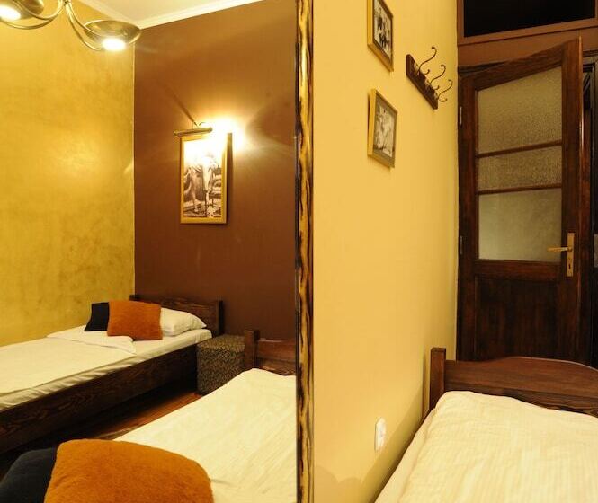 Номер Стандарт, Hostel Deco