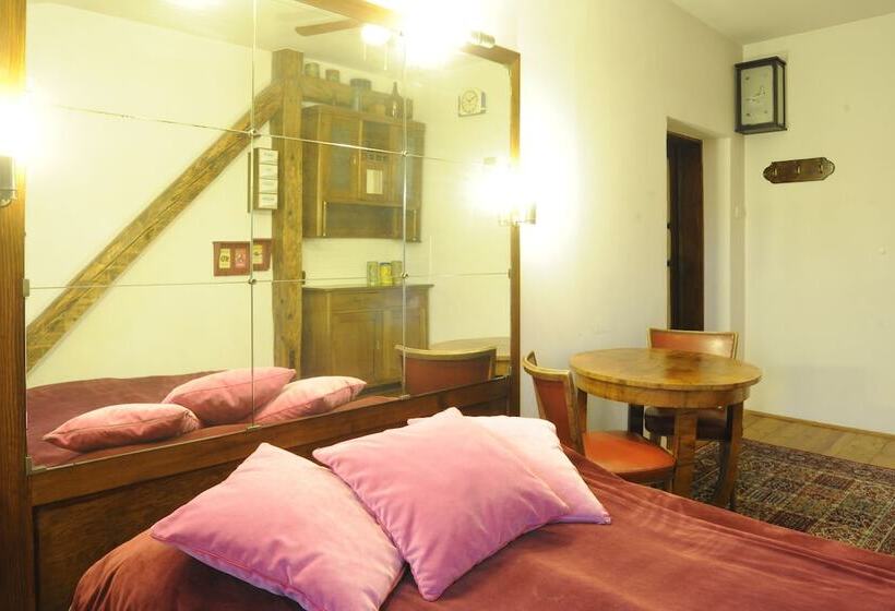 Номер Стандарт, Hostel Deco