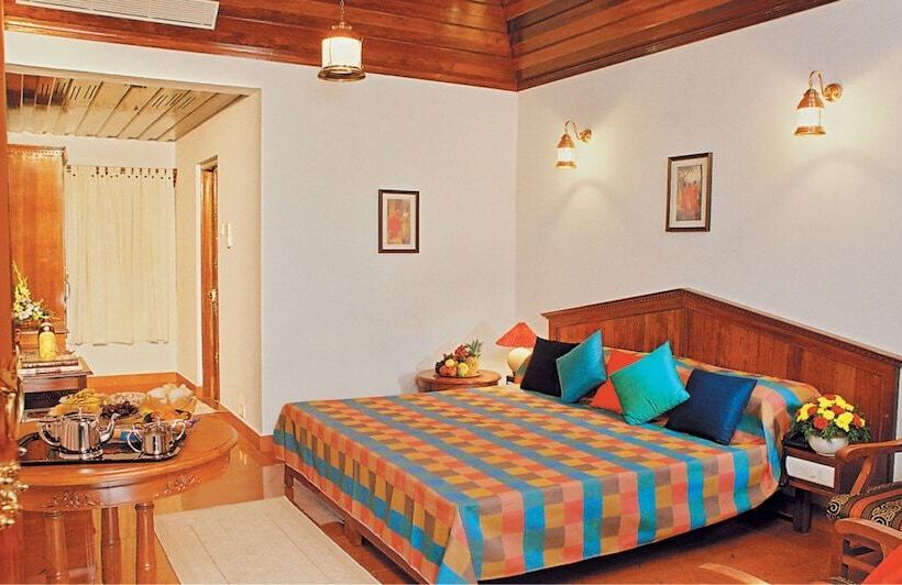 Люкс, Cocobay Resort Kumarakom