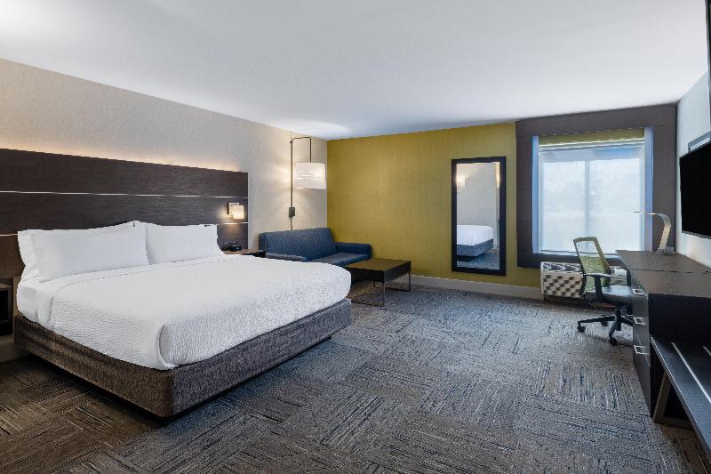キングサイズベッドのスイートルーム, Holiday Inn Express Corydon, An Ihg