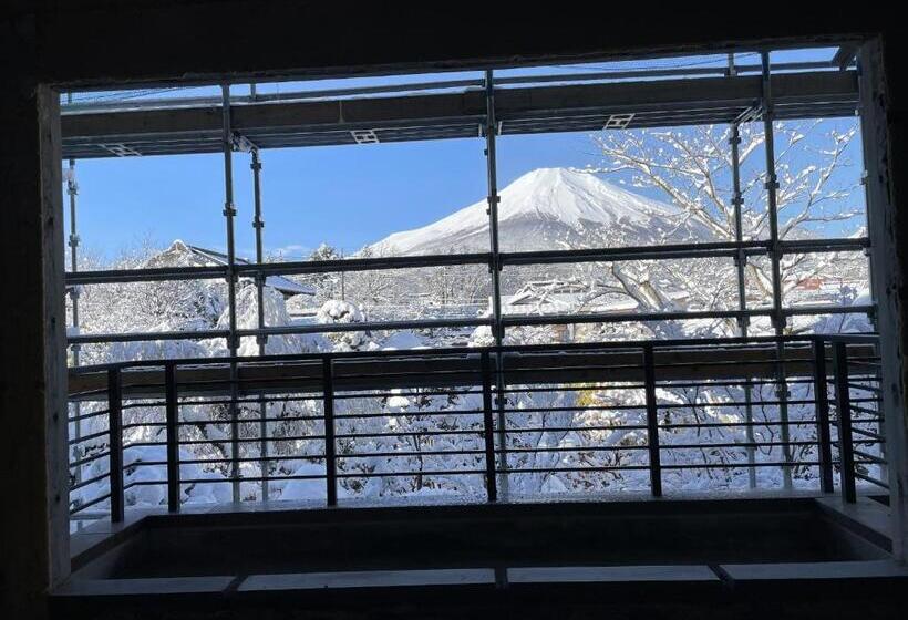 Номер Стандарт Вид на Горы, Mt Fuji View And Private Sauna Ryokan Shizuku