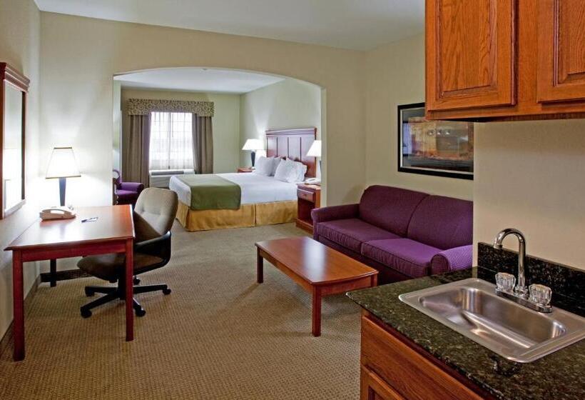 Люкс Кровать Кинг, Holiday Inn Express Hotel And Suites Ada, An Ihg