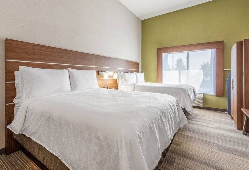 Люкс, Holiday Inn Express Hotel And Suites Statesville By Ihg