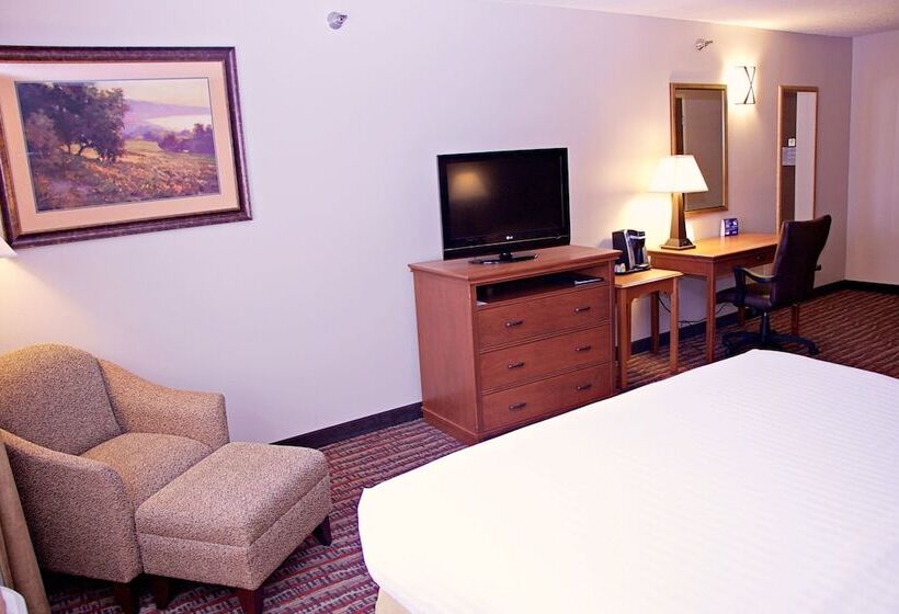 Люкс, Holiday Inn Express Hotel & Suites Pierre Fort Pierre, An Ihg