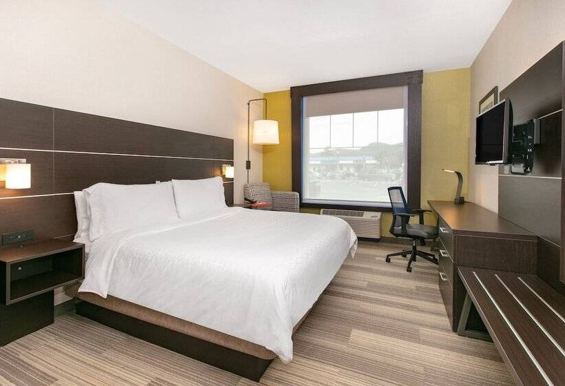 ダブルベッドスタンダードルーム, Holiday Inn Express Hotel & Suites Seaside Convention Center, An Ihg