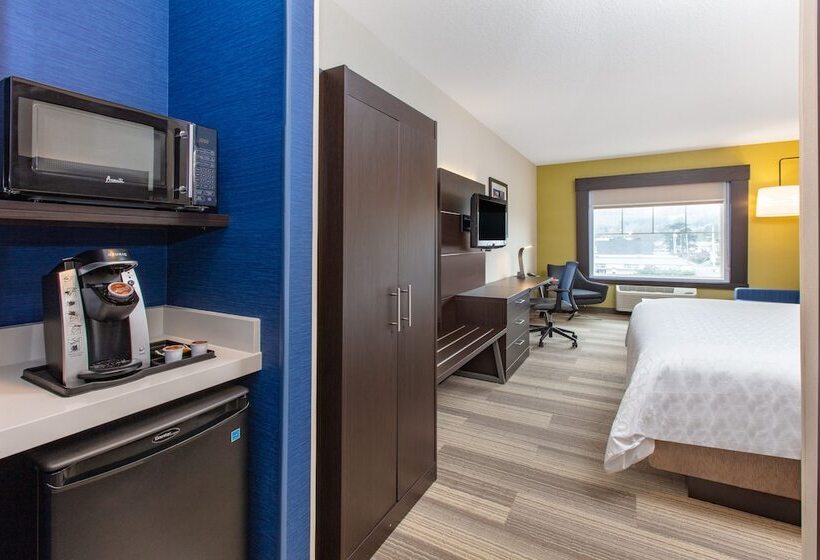 ダブルベッドスタンダードルーム, Holiday Inn Express Hotel & Suites Seaside Convention Center, An Ihg