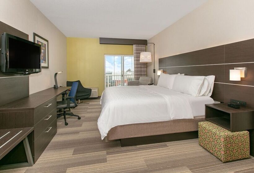 ダブルベッドスタンダードルーム, Holiday Inn Express Hotel & Suites Seaside Convention Center, An Ihg