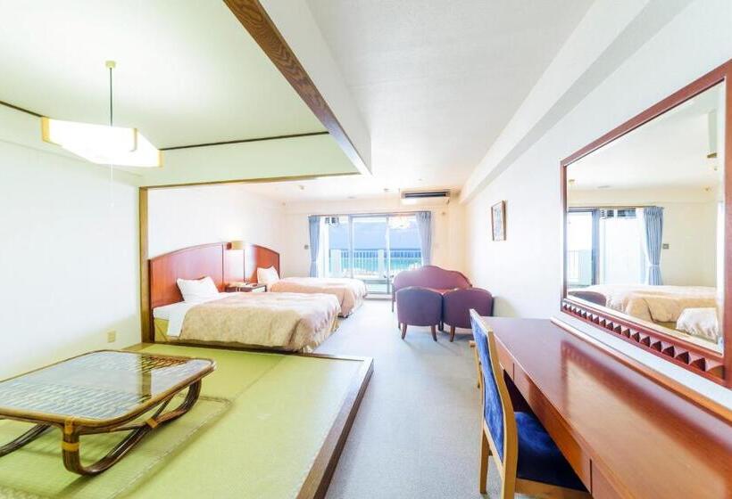 Номер Стандарт Боковой Вид на Море, Kanehide Onna Marine View Palace