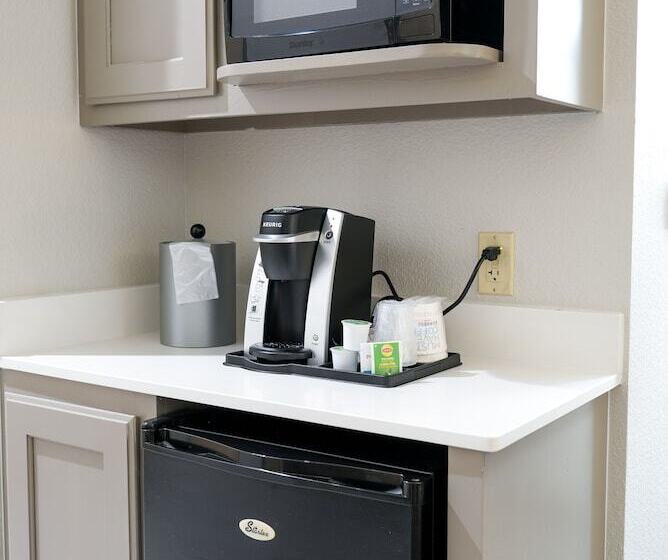 Номер Стандарт, Holiday Inn Express Hotel & Suites Cedar Hill, An Ihg