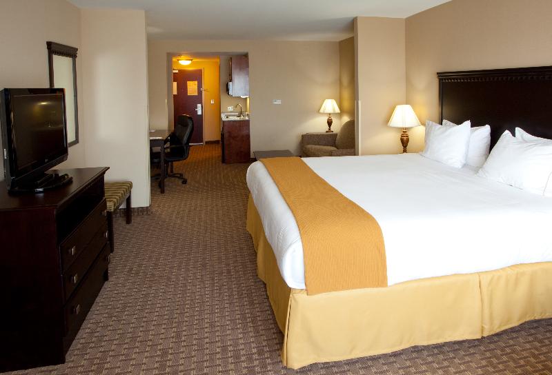 Президентский Люкс, Holiday Inn Express Hotel & Suites Tappahannock, An Ihg