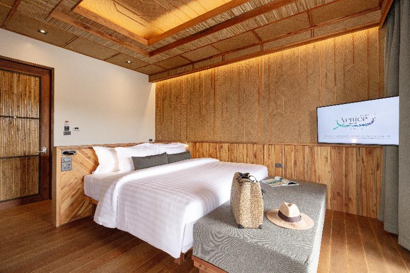 Номер Стандарт Адаптированный для Инвалидов, Holiday Inn Express & Suites Lubbock Southwest – Wolfforth, An Ihg