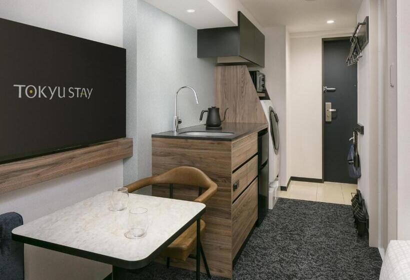 Номер Стандарт, Tokyu Stay Nishi Shinjuku