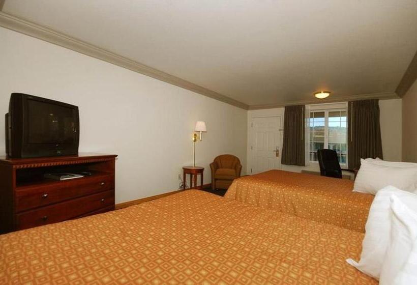 Номер Стандарт, Cloverdale Wine Country Inn & Suites