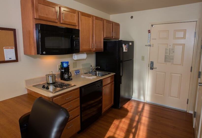 Люкс, Candlewood Suites Springfield, An Ihg
