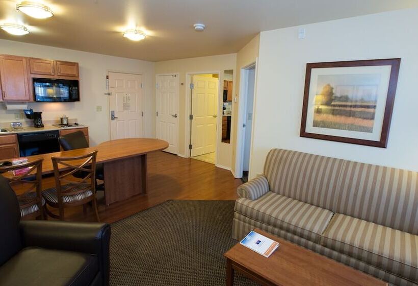 Люкс, Candlewood Suites Springfield, An Ihg