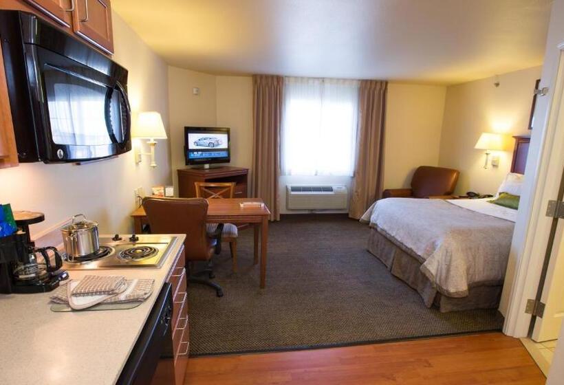 Люкс Адаптированный для Инвалидов, Candlewood Suites Springfield, An Ihg