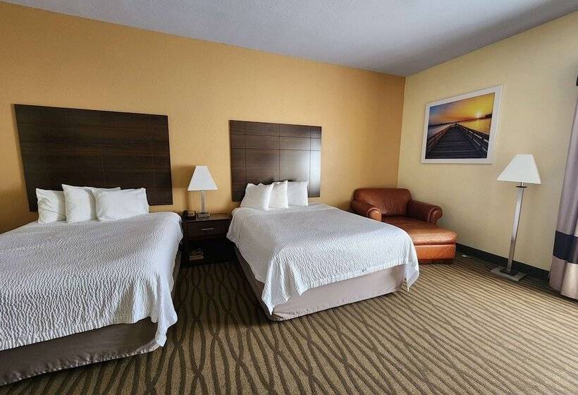 Номер бизнес-класса, Days Inn & Suites By Wyndham Pasadena