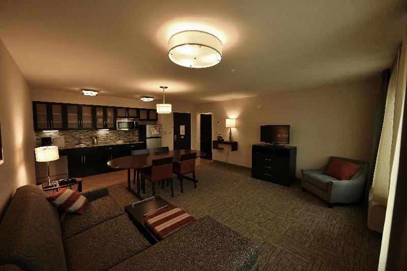 Люкс, Staybridge Suites Syracuse Liverpool, An Ihg