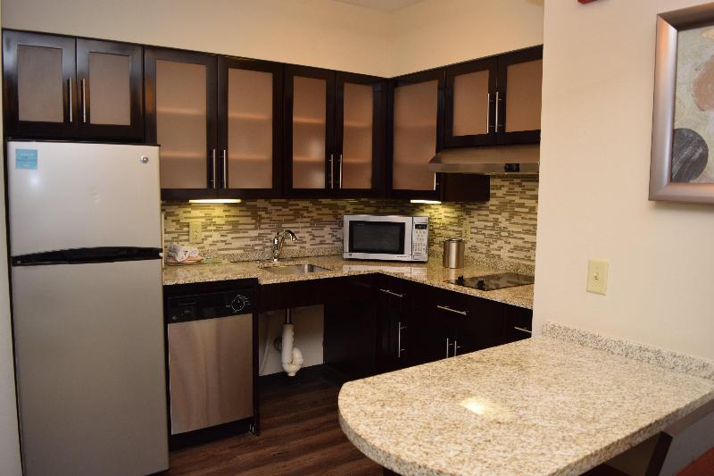 Люкс, Staybridge Suites Syracuse Liverpool, An Ihg
