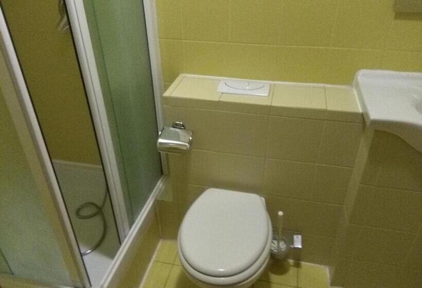 اتاق استاندارد, Hi Hostel Rijeka
