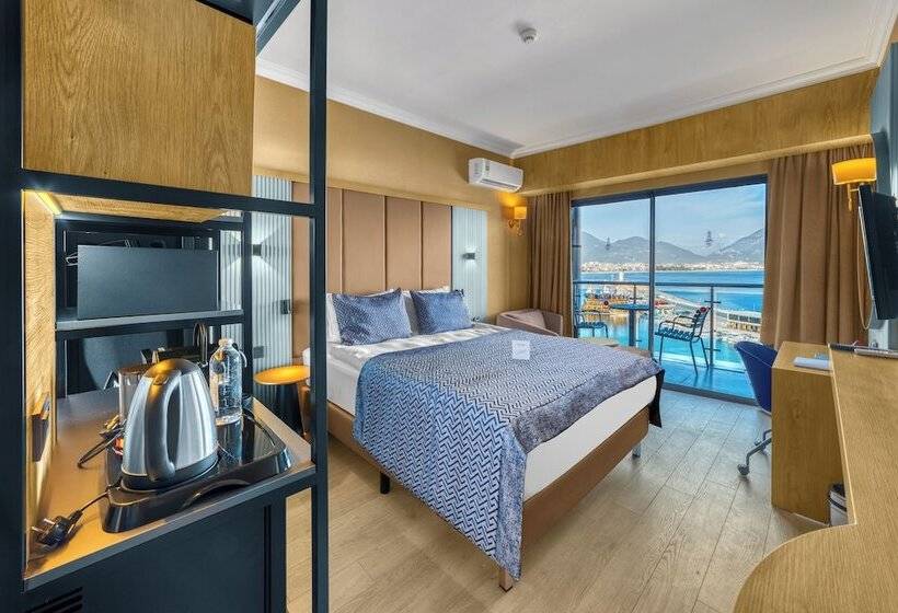 Номер Deluxe Вид на Море, Numa Port