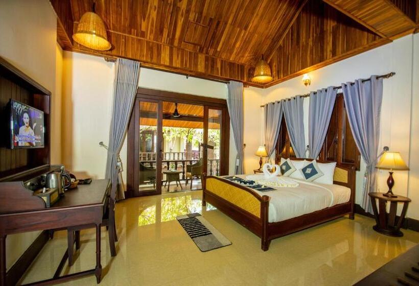 اتاق لوکس, Treasure Hotel Laos