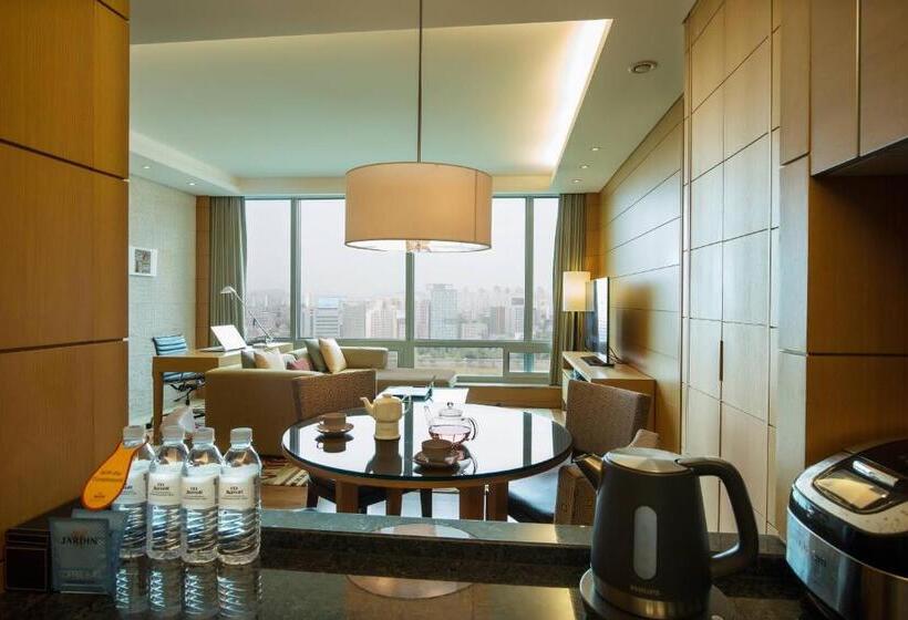 Люкс Ejecutiva 2 Спальни, Marriott Executive Apartment Seoul