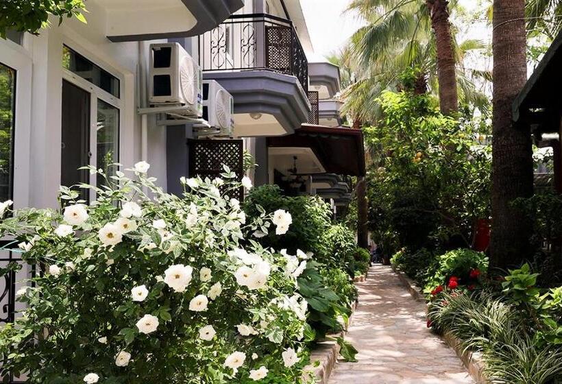 Номер Стандарт, Canada Hotel & Bungalows