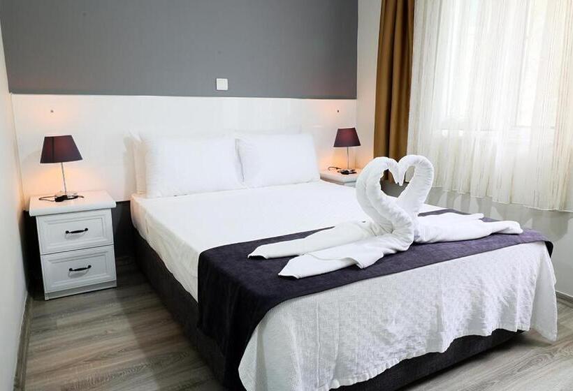 Номер Стандарт, Canada Hotel & Bungalows