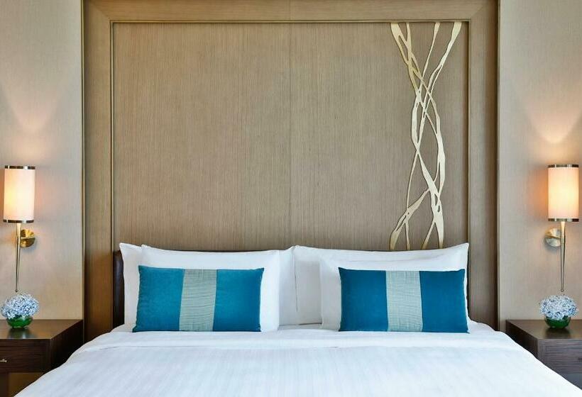 Номер Executive, Anantara Eastern Mangroves Abu Dhabi