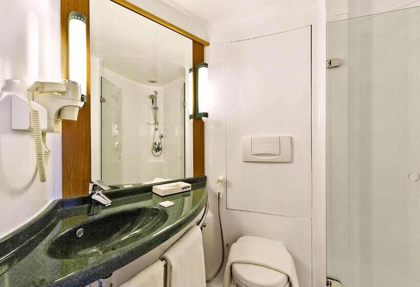 标准间, Ibis Nashik   An Accor Brand