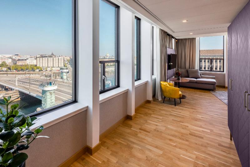 스탠다드 룸 킹사이즈 침대, Quality Inn Americus