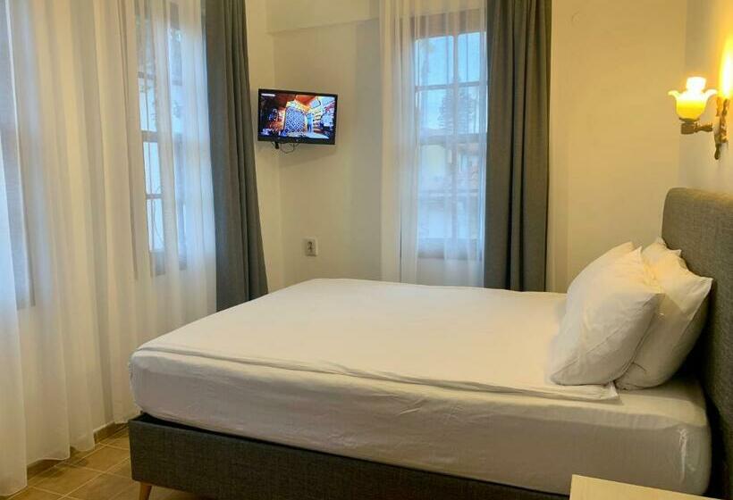 Standard Room, Sabah Pansiyon