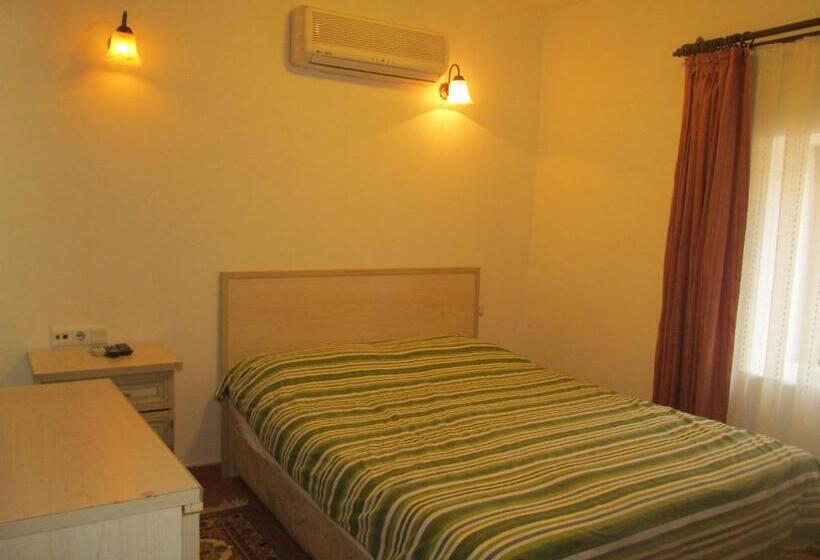 2 Bedroom Apartment, Sabah Pansiyon