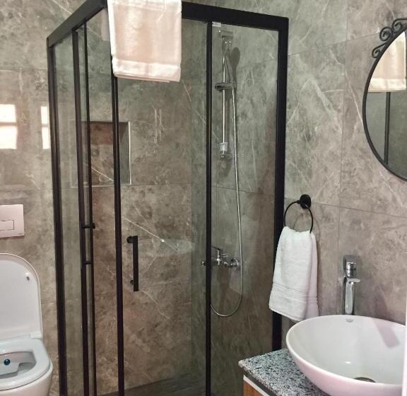 Deluxe Room, Sabah Pansiyon