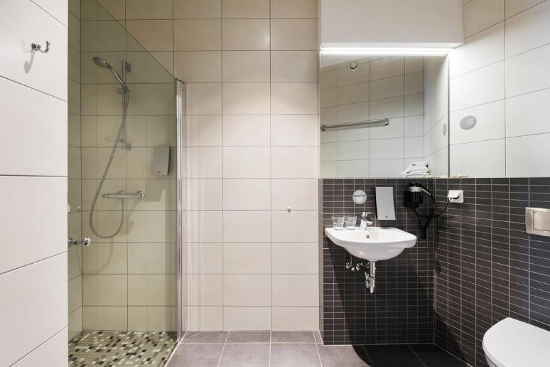 اتاق استاندارد, Comfort Hotel LT – Rock ‘n’ Roll Hotel Vilnius