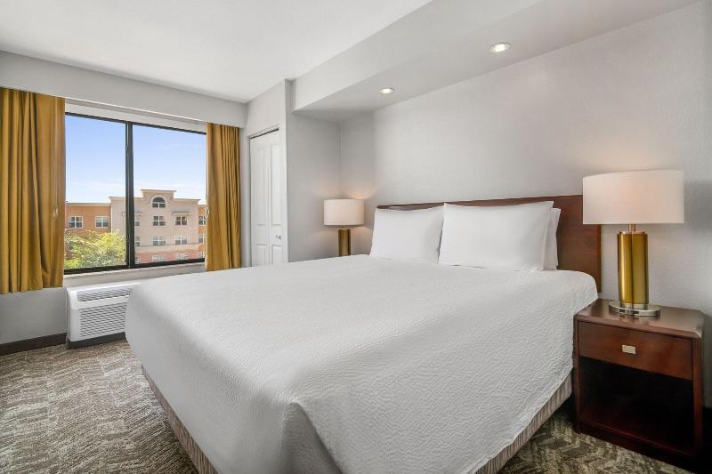 Люкс Кровать Кинг, Springhill Suites Phoenix Glendale Sports & Entertainment District
