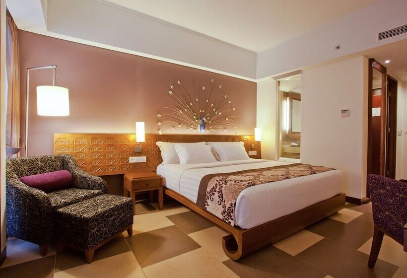 풀장 전망 디럭스 룸, Sun Island Hotel & Spa Kuta