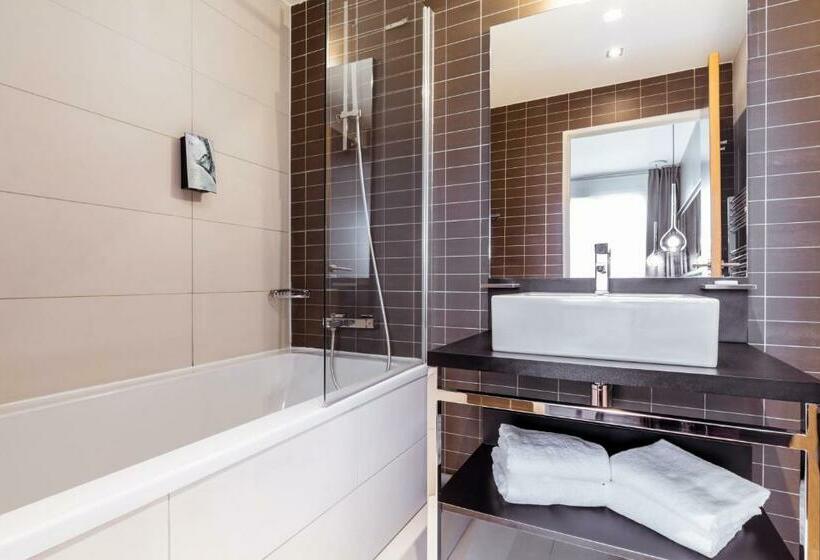 Апартаменты 1 Спальня с Балконом, Adagio Serris Val D Europe