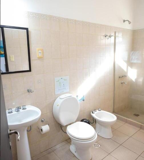 اتاق استاندارد چهار تخته, ñanderoga B&b