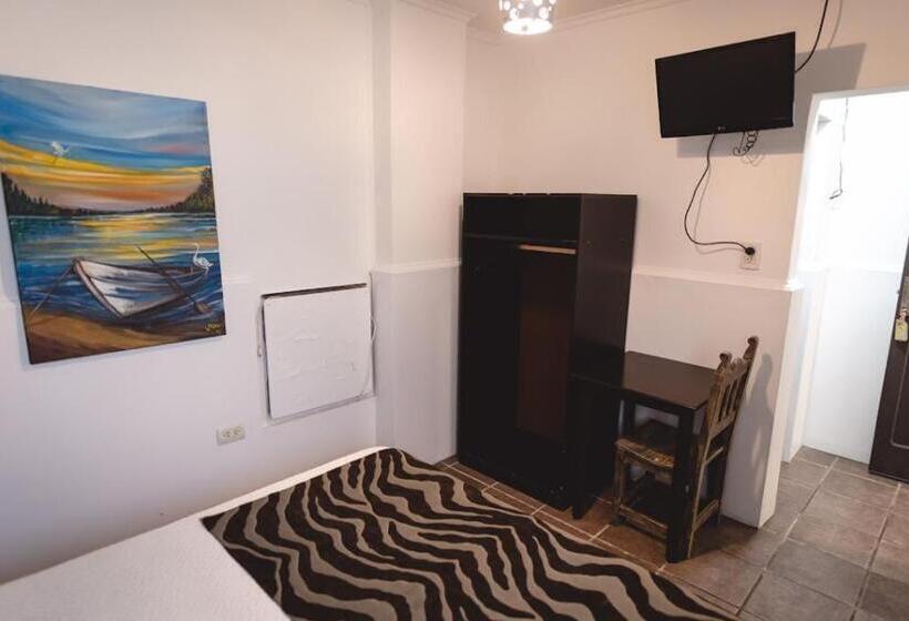اتاق استاندارد, ñanderoga B&b