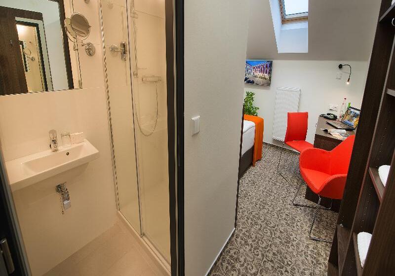Номер Стандарт Индивидуальный, Ea Business Hotel Jihlava