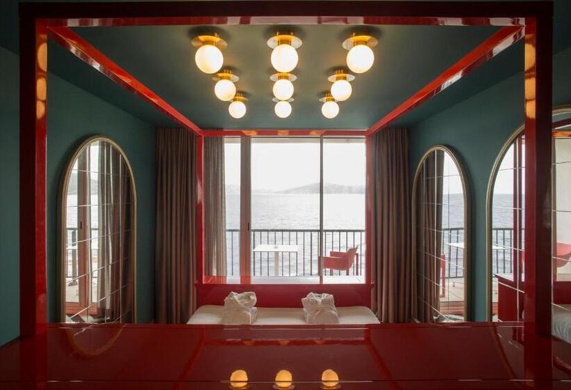 Люкс Престиж, La Pietra Restaurant & Spa
