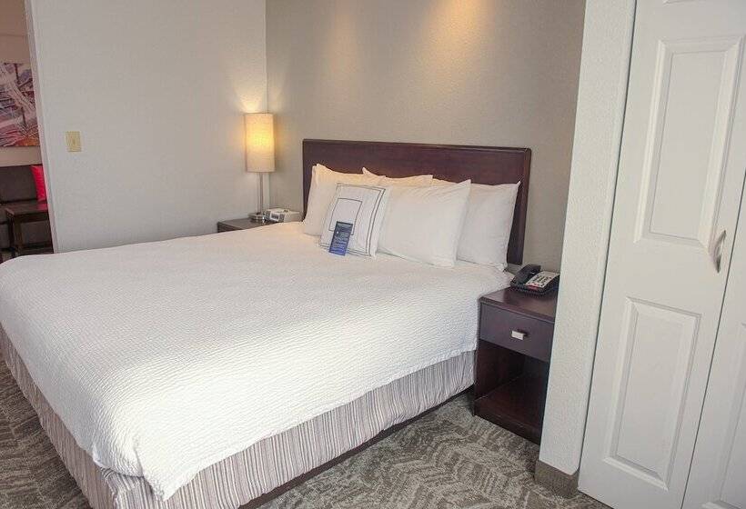 스위트, Springhill Suites Houston Pearland