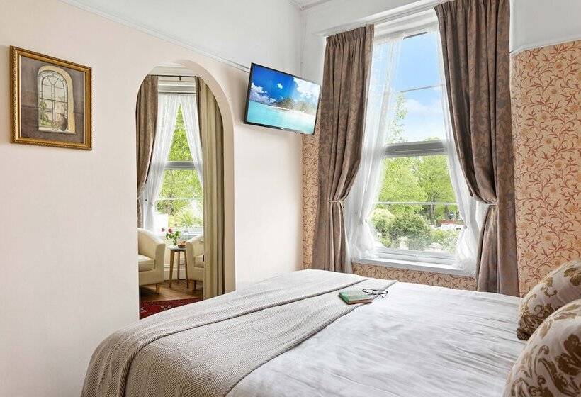Полулюкс, Abbeyfield B&b